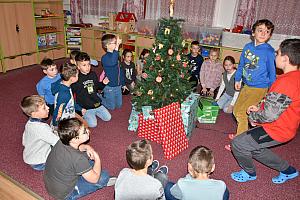 Ježíšek ve školní družině 19.12.2024, foto: Nepivodová Dana, Švec Jan